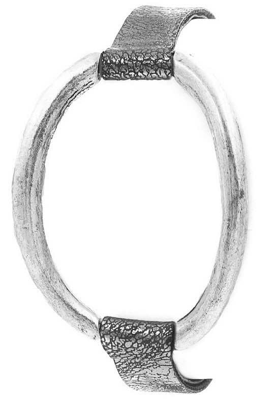 Metal oval faux leather bracelet